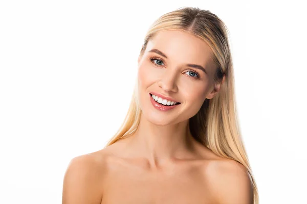 Mujer rubia sonriente desnuda con dientes blancos aislados en blanco - foto de stock