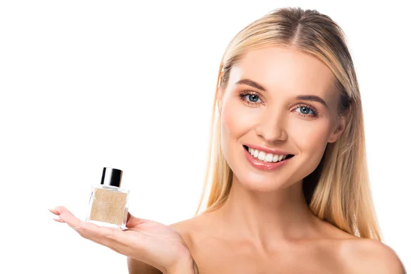 Mujer feliz desnuda con perfume aislado en blanco - foto de stock