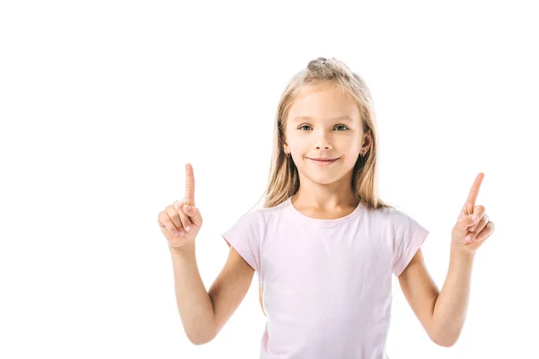 Enfant positif pointant avec les doigts isolés sur blanc — Photo de stock