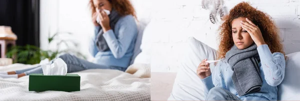 Коллаж больной женщины с помощью салфетки и проведение термометра в спальне — стоковое фото