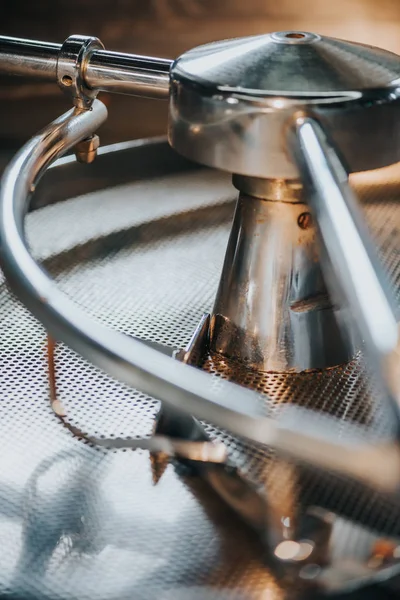 Μεταλλικό Τοπ Πλέγμα Από Παραδοσιακά Μηχανήματα Καφεκοπτείων — Φωτογραφία Αρχείου