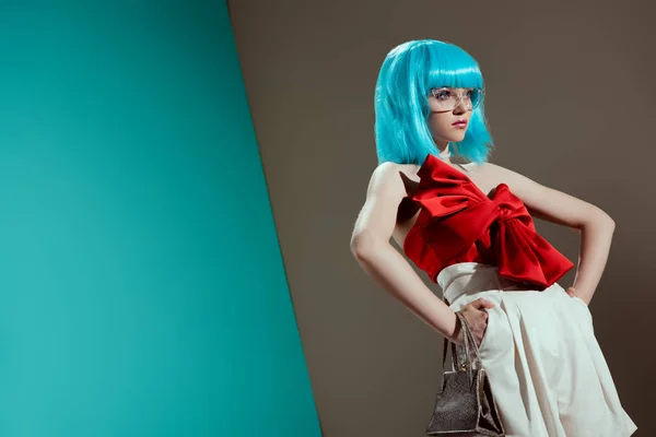 Low Angle View Beautiful Female Model Blue Wig Standing Hands — Stock Photo, Image