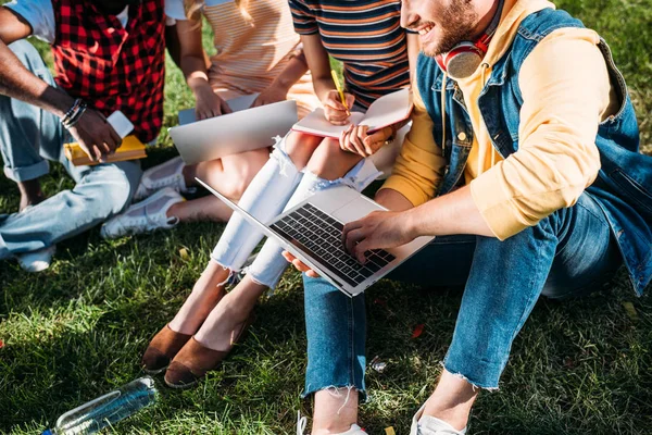 Partial View Interracial Group Students Laptops Notebooks Studying Green Lawn — Stock Photo, Image