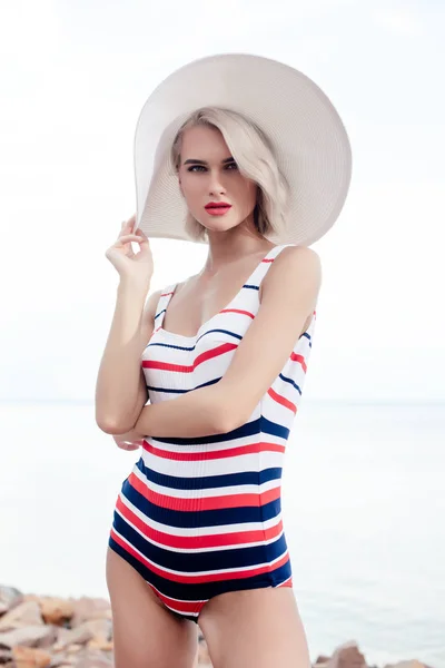 Beautiful Stylish Blonde Girl Posing Trendy Striped Swimsuit Summer Hat — Stock Photo, Image
