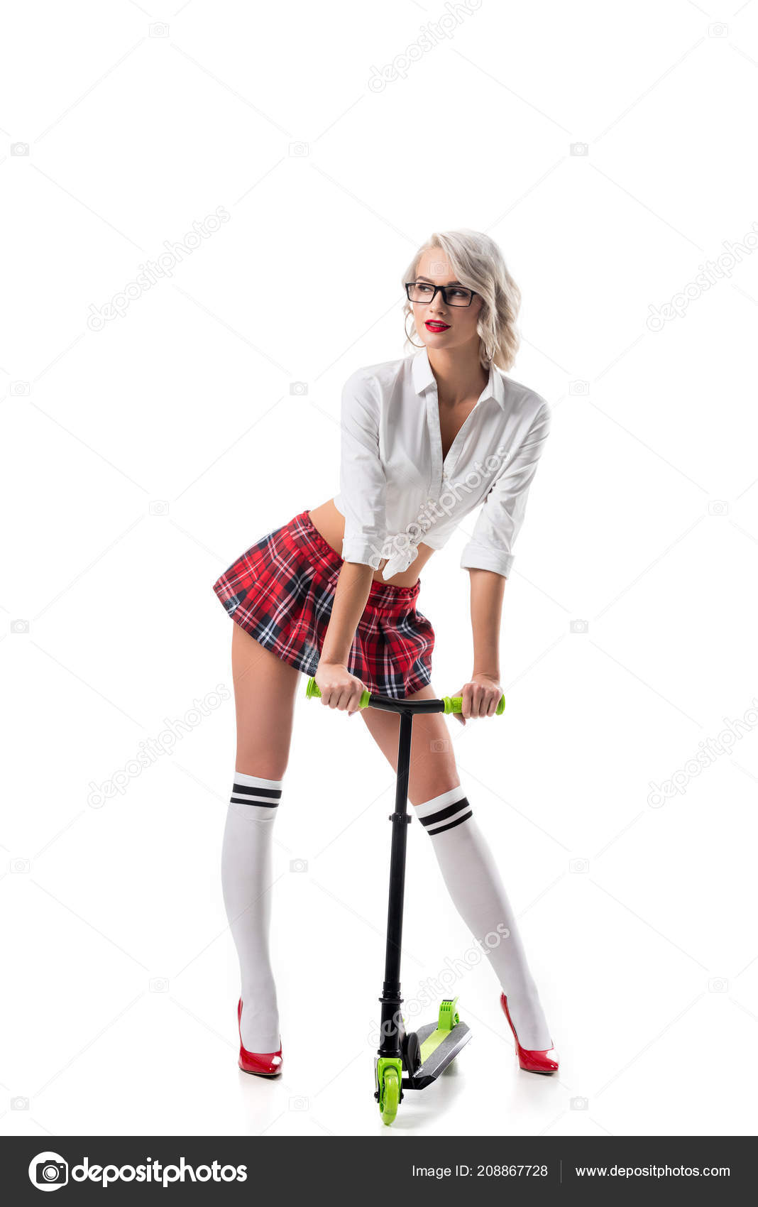 Femme sexy en jupe hotsell