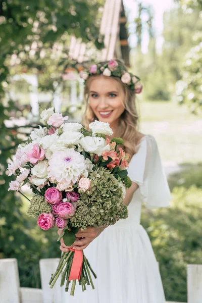 Close View Happy Young Bride Holding Beautiful Wedding Bouquet Outdoors — Stock Photo, Image