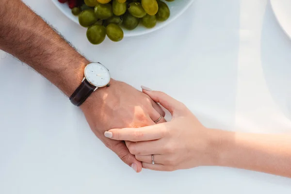 Couple Holding Hands Propose Romantic Date — Stock Photo, Image