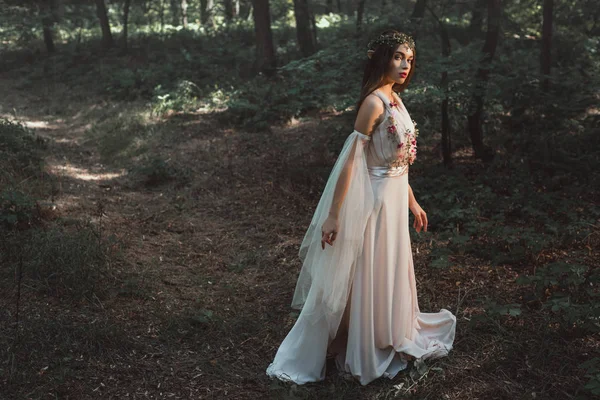 Elegant Mystic Elf Dress Flowers Walking Forest — Stock Photo, Image