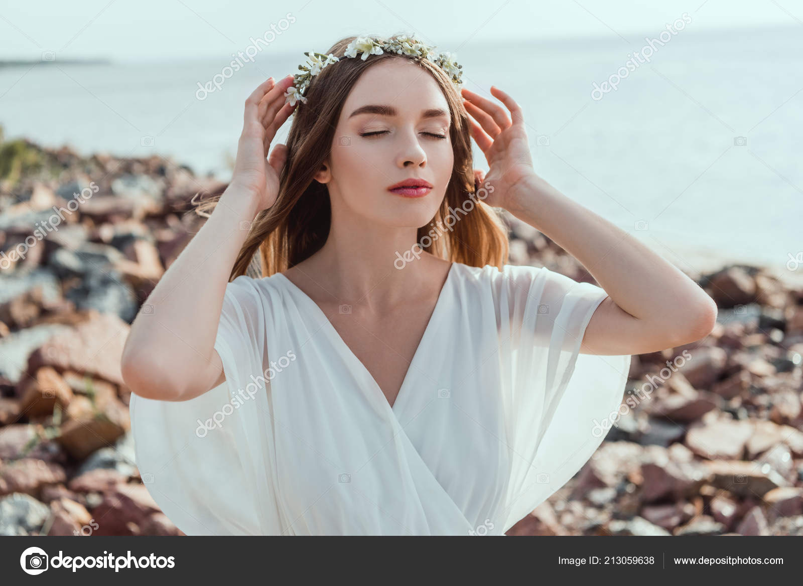 Сын трахнул спящую маму