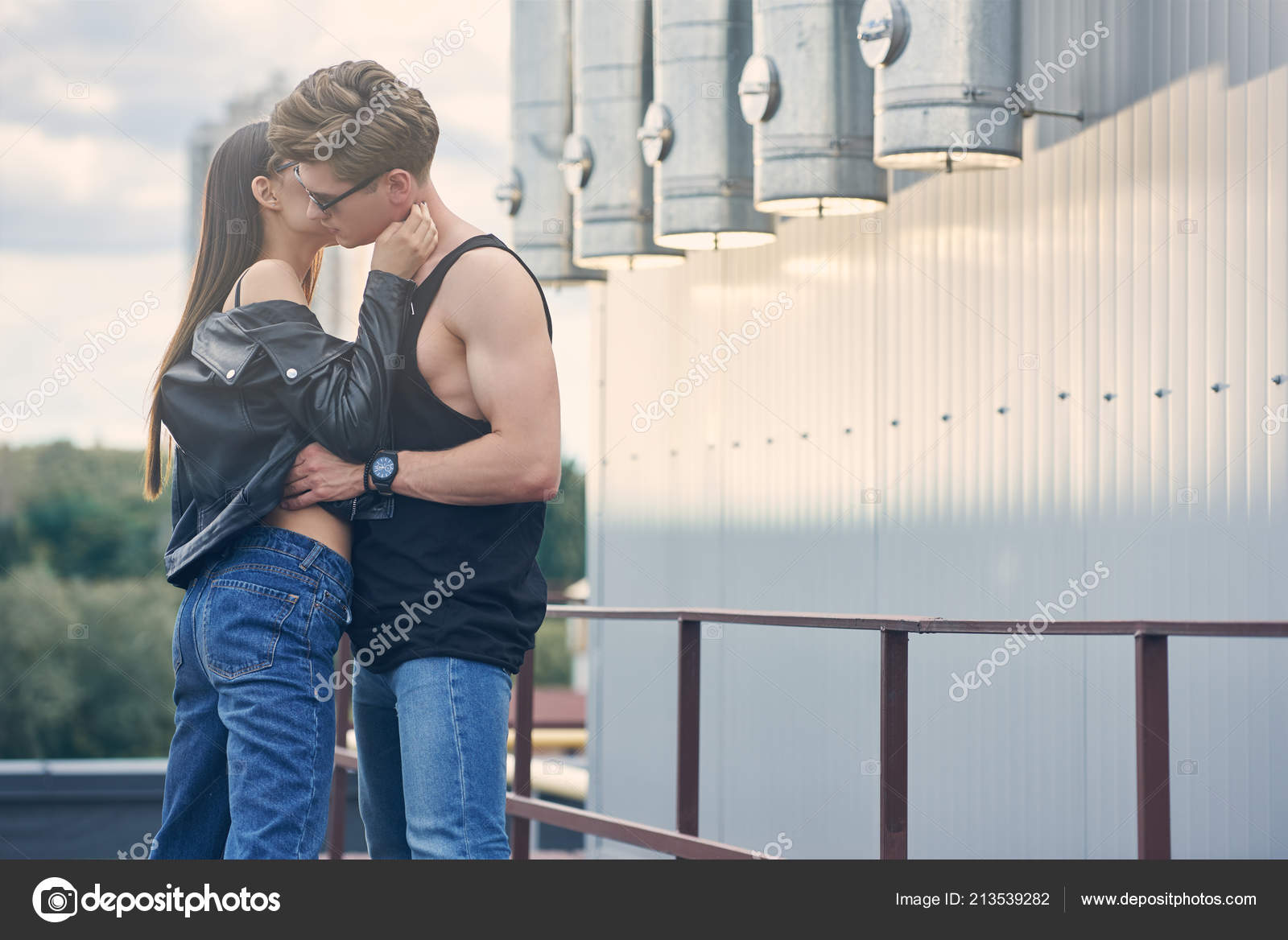 [PUNIQRANDLINE-(au-dating-names.txt) 28 Flirting und küssen [PUNIQRANDLINE-(au-dating-names.txt) 59