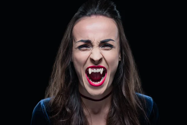 Gotik Kadın Vampir Siyah Izole Dişler Gösteriliyor — Stok fotoğraf