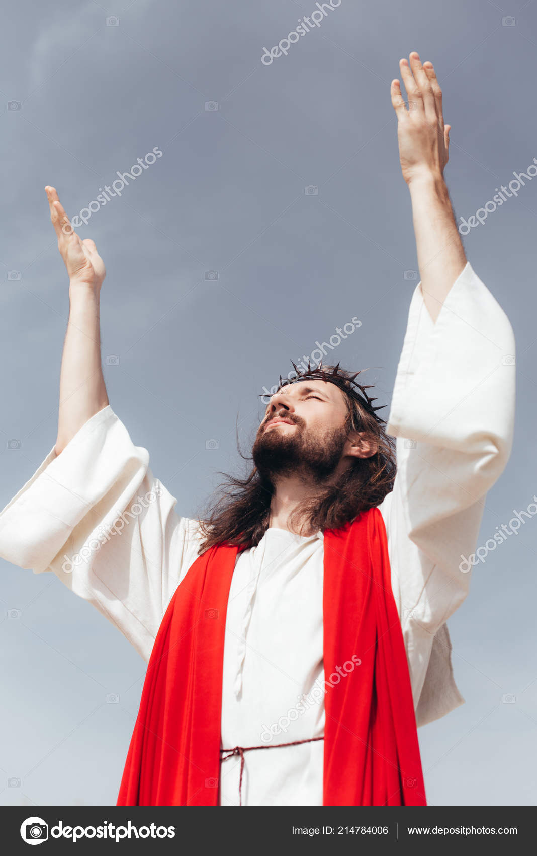 [Image: depositphotos_214784006-stock-photo-low-...s-robe.jpg]