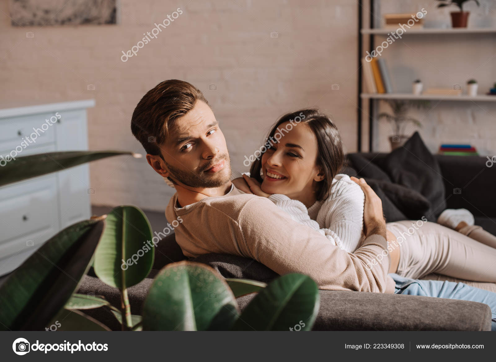 Teen Couple Does It On The Couch