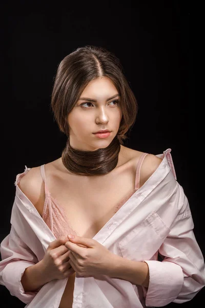 Ritratto Bella Donna Biancheria Intima Camicia Isolata Nero — Foto stock gratuita