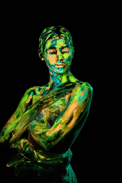 Portret Kobiety Malowane Farbami Jasny Neon Czarnym Tle — Zdjęcie stockowe