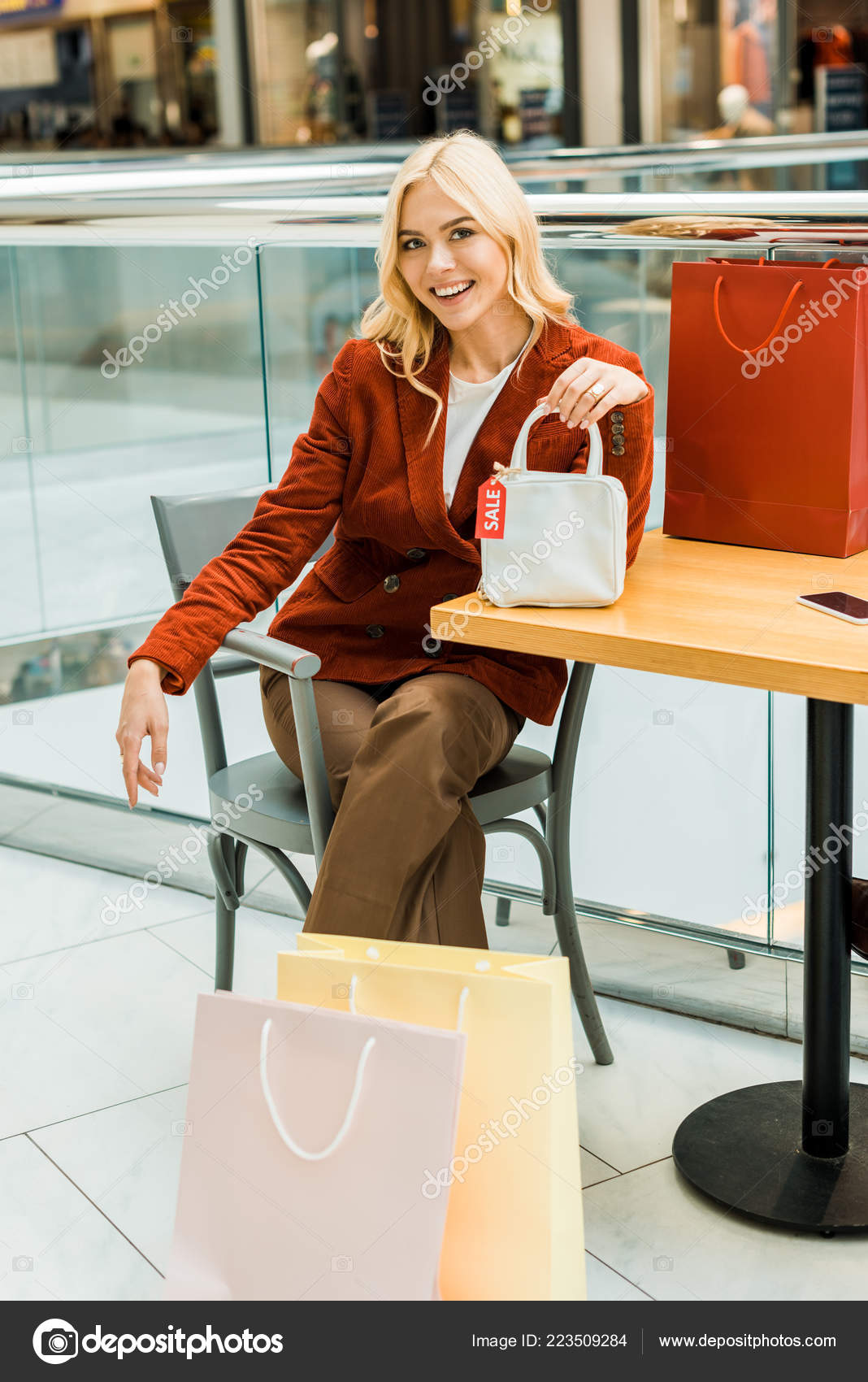 Tienda de bolsas en el centro hotsell