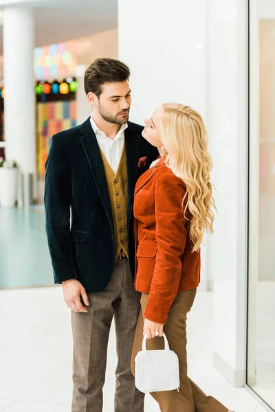 Young Stylish Couple Hugging Spending Time Shopping Mall — Free Stock Photo