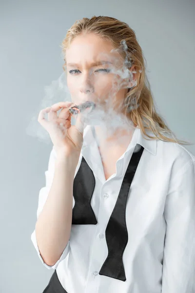 Elegant Stylish Blonde Girl Smoking Cigar Isolated Grey — Free Stock Photo