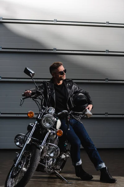 Classic Rider Black Sunglasses Leather Jacket Standing Motorcycle Garage — Stock Photo, Image