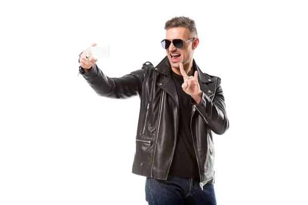 Excited Adult Man Sunglasses Showing Rock Sign Taking Selfie Smartphone — Stock Photo, Image