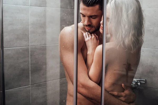 Beautiful Naked Couple Embracing Passion Taking Shower Together — Stock Photo, Image