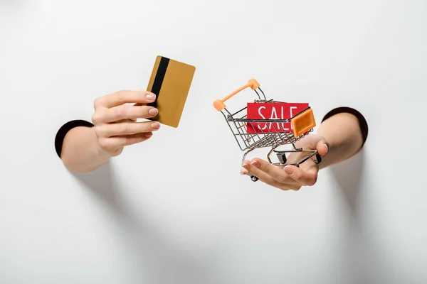 Cropped Image Woman Holding Small Shopping Cart Credit Card White — Stock Photo, Image