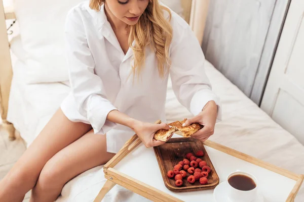 Partial View Woman Tearing Croissant Bed Breakfast Tray Morning Time — Free Stock Photo