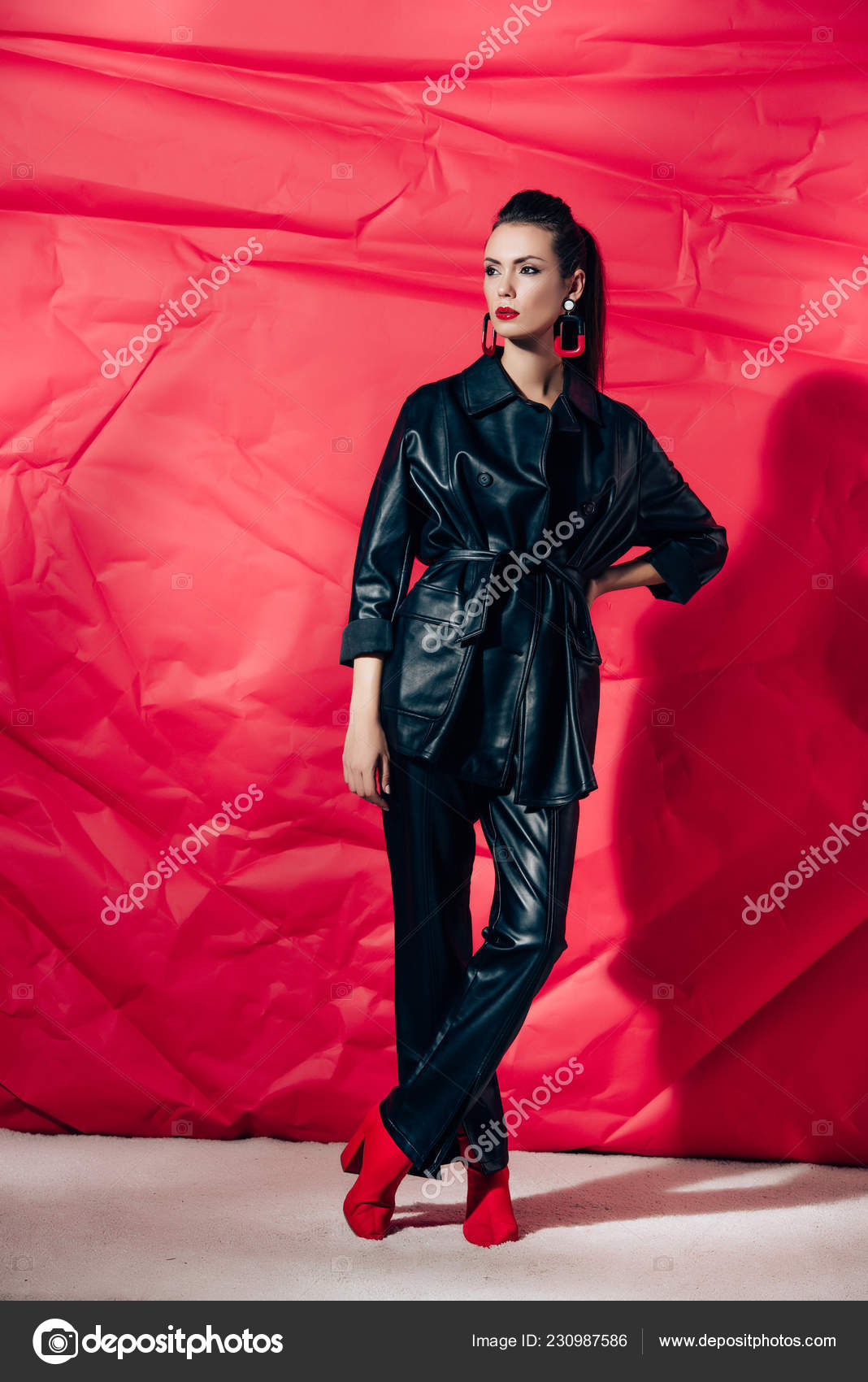 Beautiful Young Woman Posing Black Leather Suit Red Background — Free ...