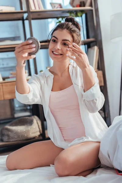 Happy Girl Looking Mirror While Sitting Bed Home — Stock Photo, Image