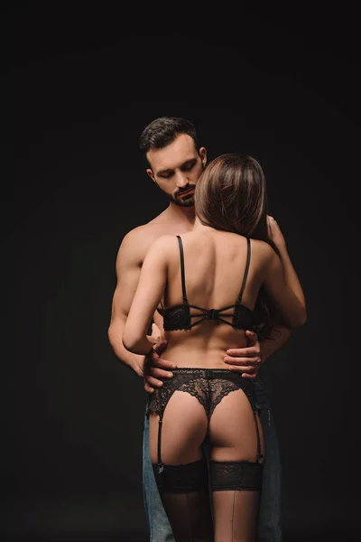 Erotické Dvojice Objímání Izolované Černé — Stock fotografie
