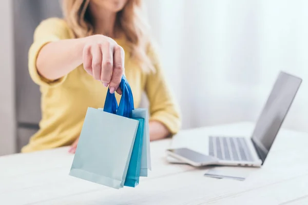 Selective Focus Woman Holding Toy Shopping Bags Home — Stock Photo, Image