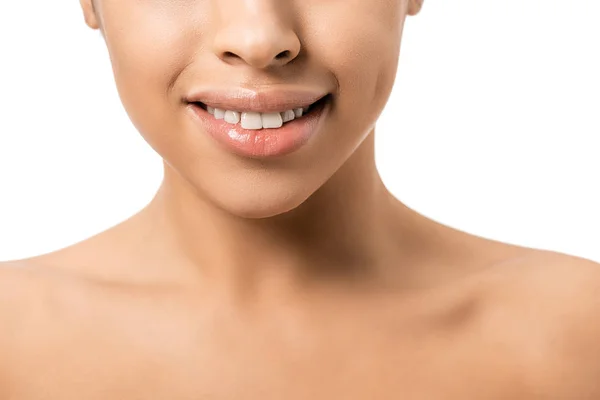 Corte Tiro Bela Sorridente Jovem Afro Americana Isolado Branco — Fotografia de Stock