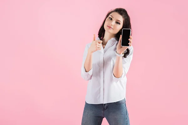 Belle Femme Montrant Smartphone Avec Écran Vierge Pouce Levé Isolé — Photo