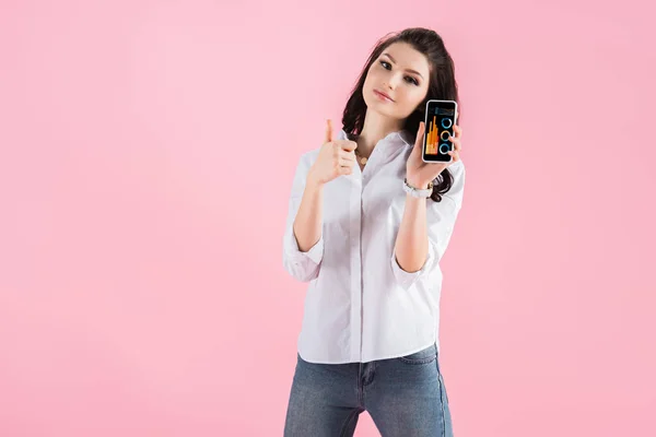 Beautiful Girl Showing Thumb Smartphone Graphs Screen Isolated Pink — Stock Photo, Image