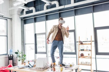 loft office kopya alanı ile deneyim sanal gerçeklik yaparken ile el eller erkek mimar