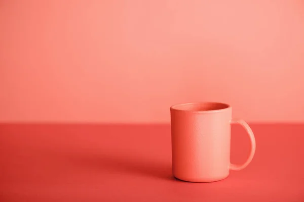 Cup Coffee Living Coral Background Pantone Color Year 2019 Concept — Stock Photo, Image