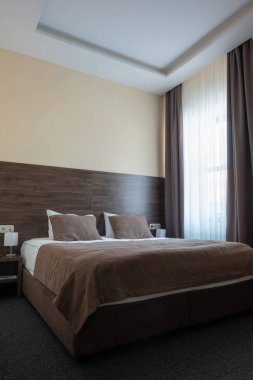 otel odası iç kahverengi renkli Oda 