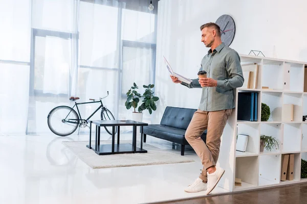 Businessman Standing Crossed Legs Holding Newspaper Paper Cup Hands — Stock Photo, Image