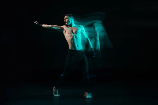 Long Exposure Green Light Sporty Muscular Mma Fighter Doing Punch — Stock Photo, Image