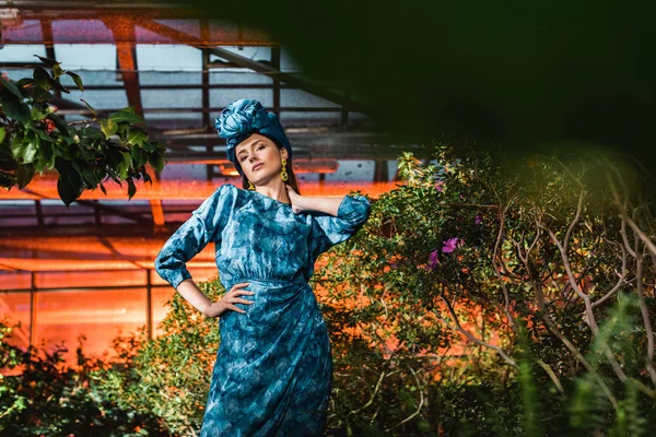 Gorgeous Young Woman Blue Dress Turban Orangery — Stock Photo, Image