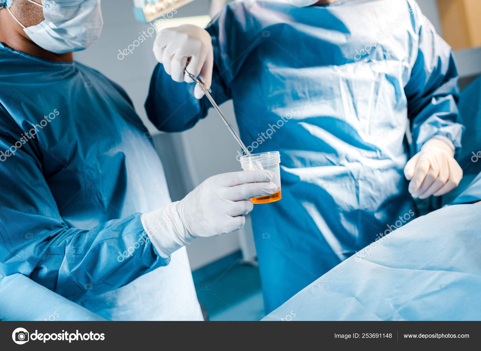 Cropped View Surgeon Putting Tampon Iodine Operating Room — Stock Photo
