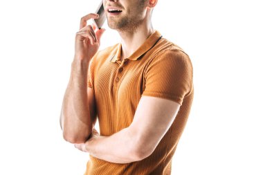beyaz izole akıllı telefonda konuşan gülümseyen adam kısmi görünümü