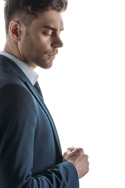 Bonito Homem Negócios Confiante Terno Olhando Para Baixo Isolado Branco — Fotografia de Stock