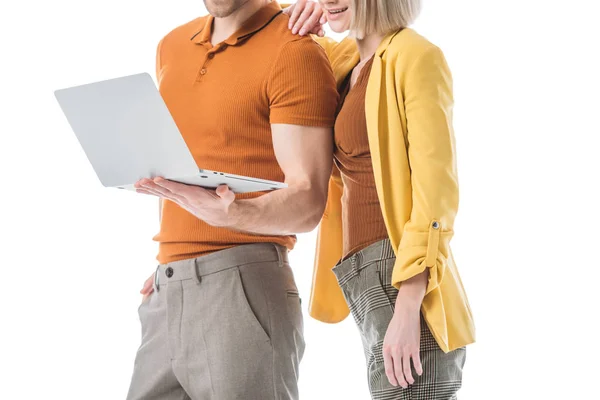 Visão Parcial Homem Mulher Usando Laptop Juntos Isolados Branco — Fotografia de Stock