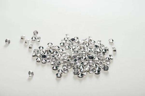 Transparent Pure Small Diamonds Scattered White Background — Stock Photo, Image