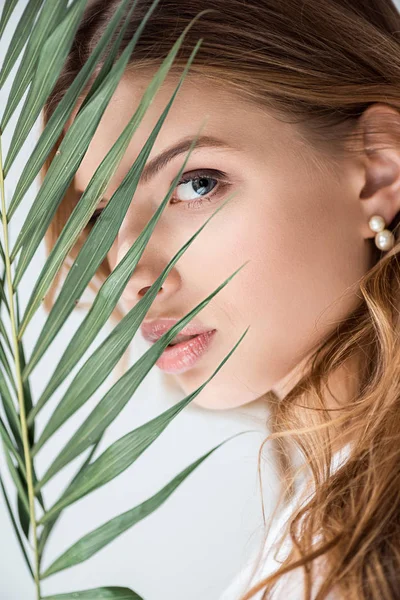 Pretty Girl Looking Camera Palm Leaf White — Stock Photo, Image