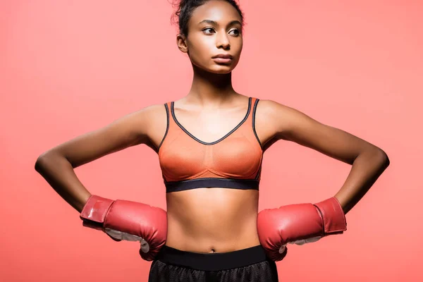 Beautiful African American Sportswoman Boxing Gloves Posing Hands Akimbo Isolated — Stock Photo, Image