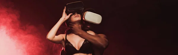 Panoramic Shot Sexy Interracial Couple Virtual Reality Headsets Black Red — Stock Photo, Image