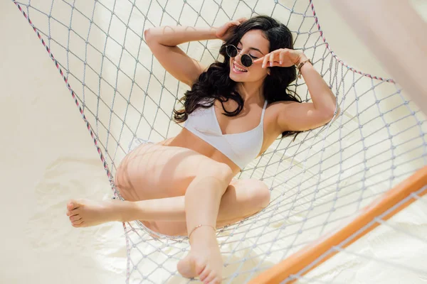 Beautiful Sexy Girl Bikini Sunglasses Lying Hammock Beach — Stock Photo, Image