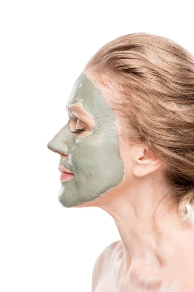 Vista Lateral Mulher Madura Com Máscara Barro Isolado Branco — Fotografia de Stock